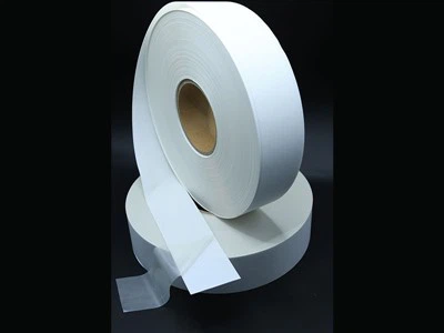 ポリエステル繊維織物ラミネート用粘着テープ